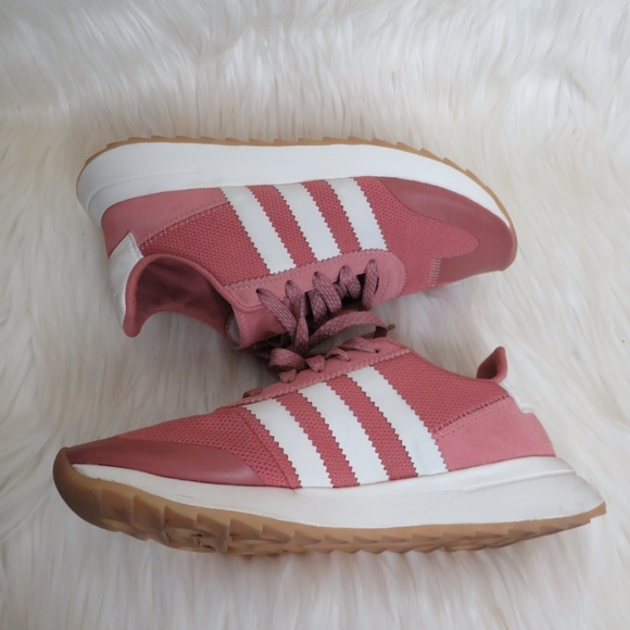 Adidas Originals Shoes - Picture 3 of 5